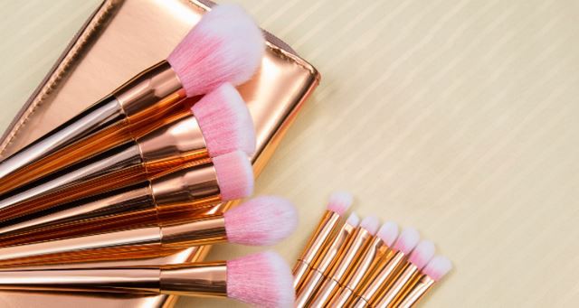 pink brush head